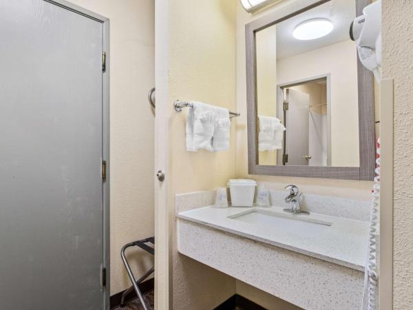 SureStay Hotel by Best Western Albuquerque Midtown : photo 4 de la chambre chambre lit king-size
