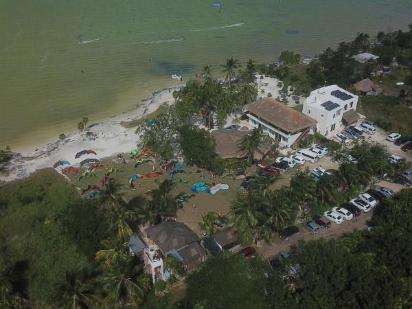 Ikarus Costa Mujeres Eco Lodge Sunset View : photo 6 de la chambre chambre triple avec salle de bains