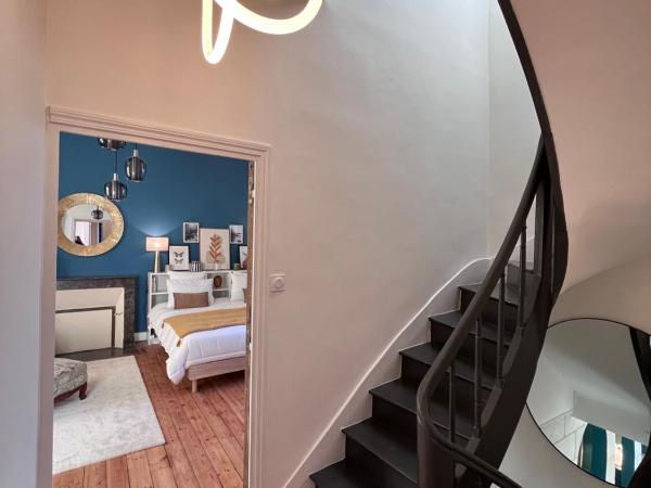 Le Clos Gabrielle : photo 9 de la chambre chambre double - vue sur piscine