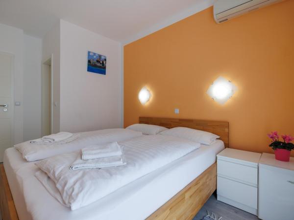 Guesthouse Halilagic : photo 2 de la chambre chambre double avec balcon