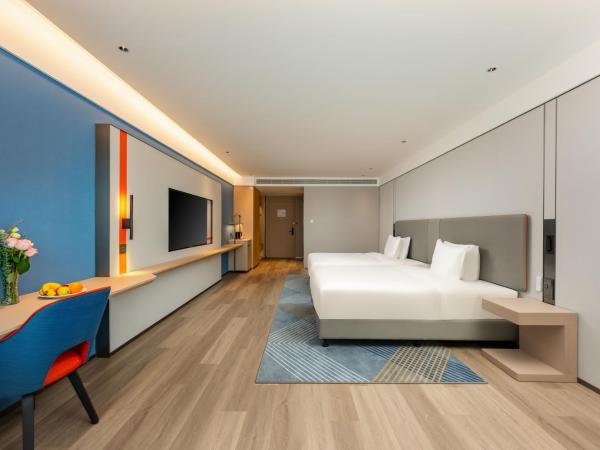 Holiday Inn Express Nanjing Riverside, an IHG Hotel : photo 4 de la chambre chambre standard avec 2 lits queen-size