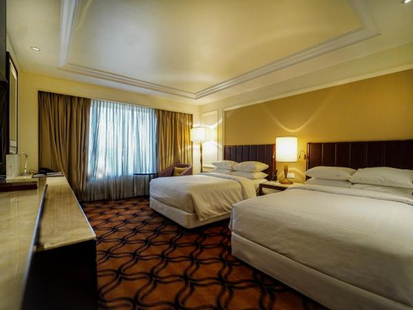 Sheraton Grand Pune Bund Garden Hotel : photo 1 de la chambre chambre lits jumeaux classique