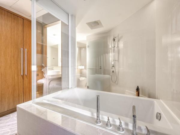 Centara Grand at Central Plaza Ladprao Bangkok : photo 7 de la chambre suite club premium deluxe lit king-size