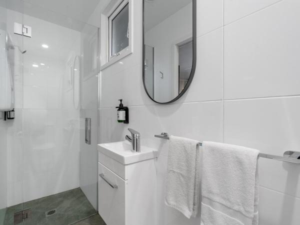 Tasman Holiday Parks - Christchurch : photo 9 de la chambre appartement 2 chambres - kozy kiwi