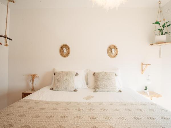 We Surf House : photo 2 de la chambre chambre double ou lits jumeaux - vue sur montagnes