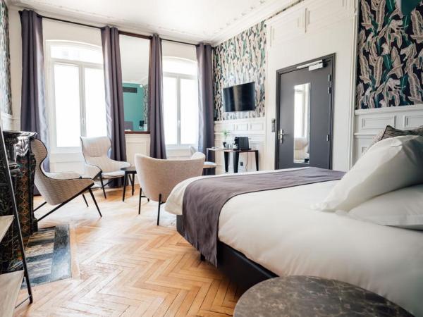 La villa 10 HÔTEL SPA : photo 3 de la chambre studio lit queen-size - accessible aux personnes à mobilité réduite - annexe 