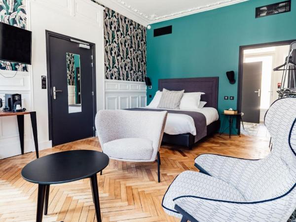 La villa 10 HÔTEL SPA : photo 2 de la chambre studio lit queen-size - accessible aux personnes à mobilité réduite - annexe 