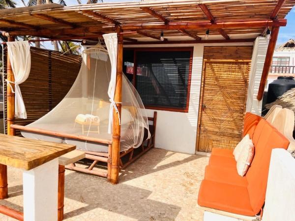 Casa de las Olas Surf & Beach Club : photo 8 de la chambre chambre double deluxe avec balcon - vue sur mer