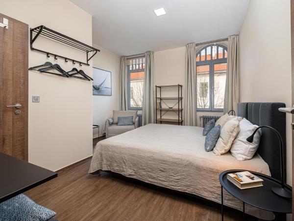 KEDVES VENDÉGHÁZ : photo 9 de la chambre chambre triple avec salle de bains