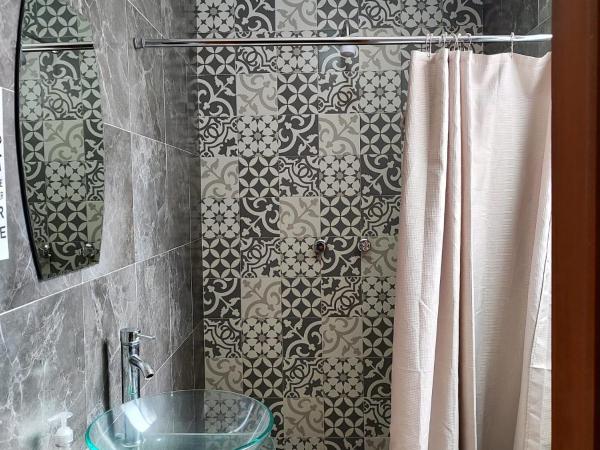 HOSTAL CHOCOLATE CALENDA : photo 9 de la chambre chambre double