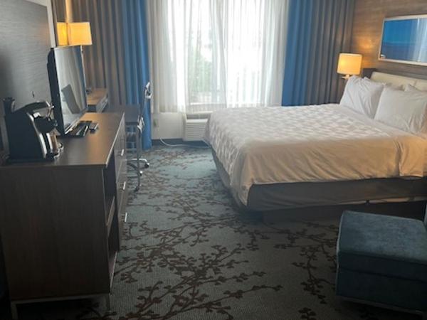 Holiday Inn - Mississauga Toronto West, an IHG Hotel : photo 4 de la chambre chambre standard