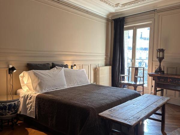 Maison Privée Saint-Germain-des-Prés : photo 4 de la chambre chambre double avec balcon