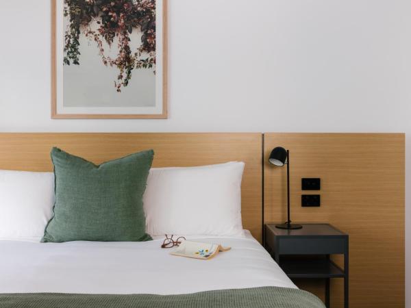 Song Hotel Sydney : photo 1 de la chambre chambre lit queen-size accessible aux personnes à mobilité réduite