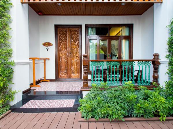 Villa Sirilanna Hotel : photo 1 de la chambre chambre lit king-size - vue sur piscine