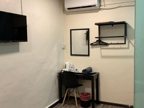 The Sky Inn : photo 2 de la chambre chambre lit queen-size 