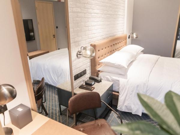 Four Points by Sheraton Shanghai Hongqiao : photo 2 de la chambre chambre lit king-size deluxe