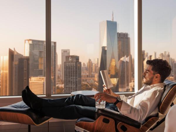 Jumeirah Emirates Towers Dubai : photo 2 de la chambre chambre deluxe premier avec accès gratuit à la plage privée et connexion directe au musée du futur