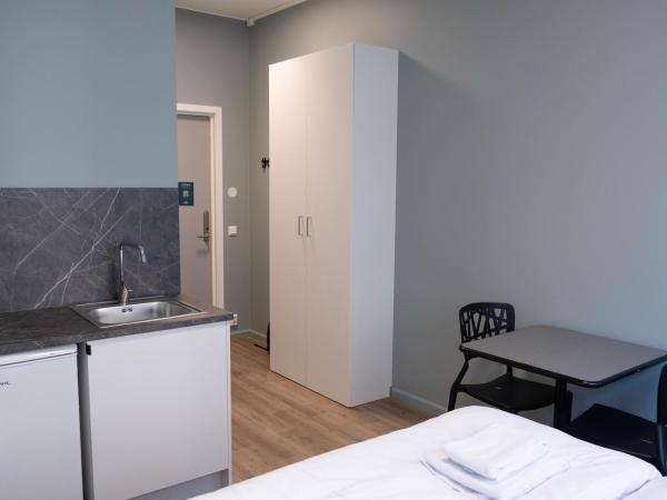 Bunks at Rode : photo 3 de la chambre small double room (140 cm wide bed)