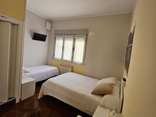 El Vasco Rooms : photo 2 de la chambre chambre double ou lits jumeaux avec salle de bains privative
