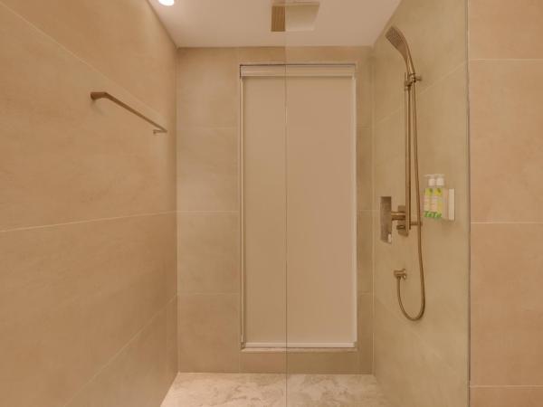 Lemon Tree Premier Budhanilkantha Kathmandu, Nepal : photo 6 de la chambre chambre lit king-size exécutive