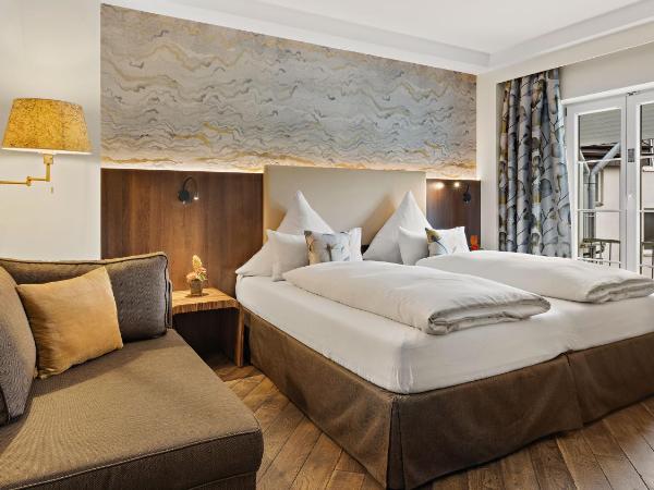 Hotel Deutsche Eiche : photo 5 de la chambre chambre double avec lit d'appoint