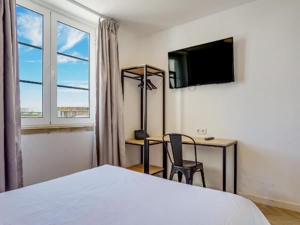 Hostellicious : photo 3 de la chambre chambre double avec salle de bains privative