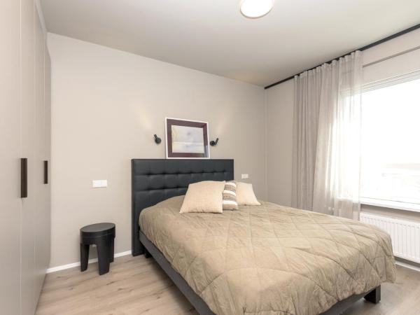 Eric the Red Guesthouse : photo 5 de la chambre apartment with view and balcony