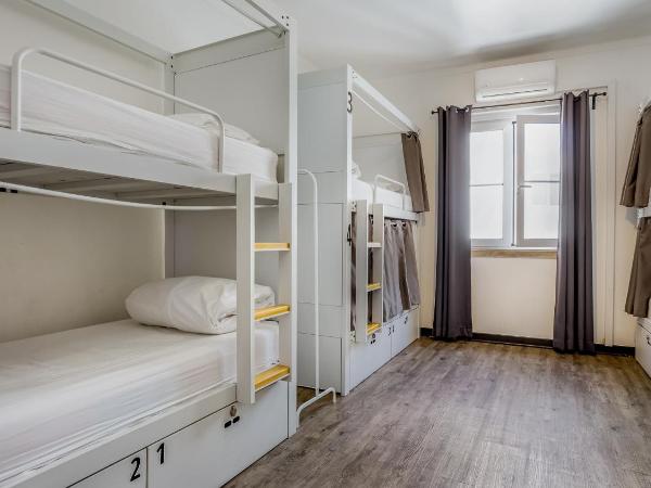 Hostellicious : photo 3 de la chambre lit dans dortoir mixte de 8 lits