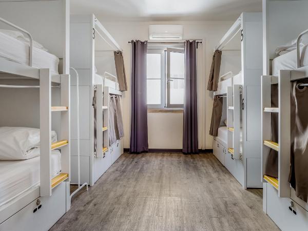 Hostellicious : photo 1 de la chambre lit dans dortoir mixte de 8 lits