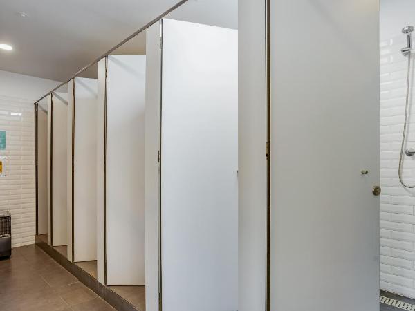 Hostellicious : photo 7 de la chambre lit dans dortoir mixte de 6 lits