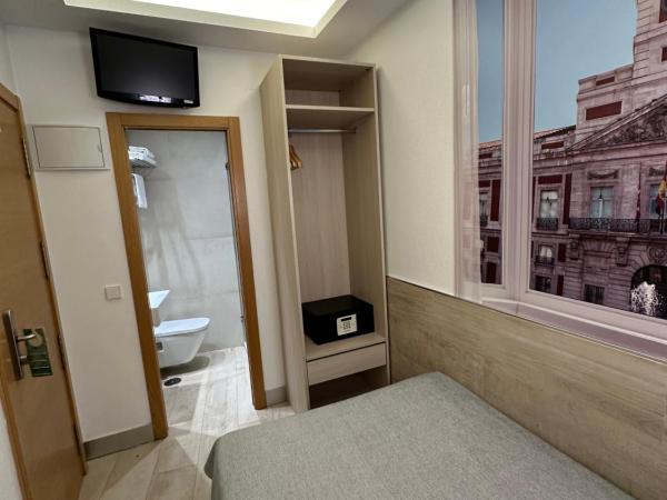 Hostal Castilla II Puerta del Sol : photo 1 de la chambre chambre simple Économique