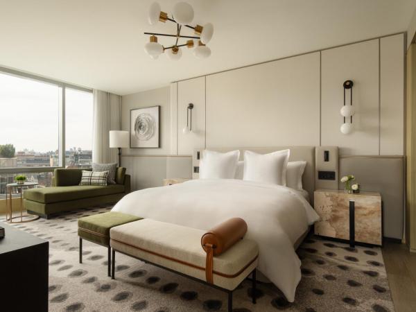 Four Seasons Hotel Toronto at Yorkville : photo 4 de la chambre suite yorkville