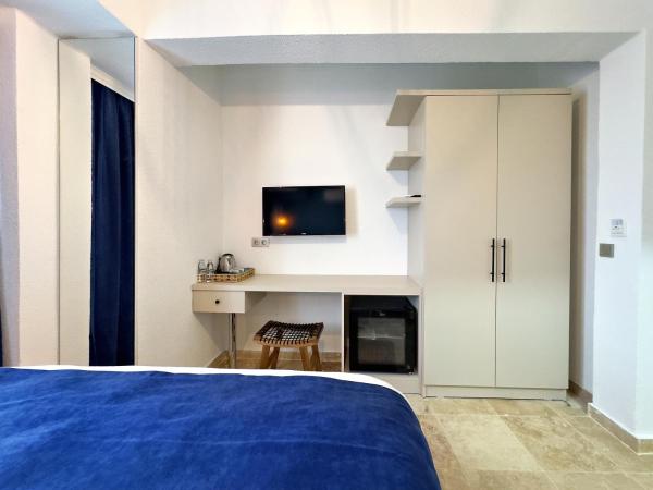 Nese Pension : photo 3 de la chambre chambre double avec balcon - vue sur mer