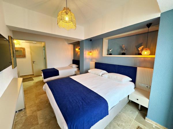 Nese Pension : photo 3 de la chambre chambre triple - vue sur mer