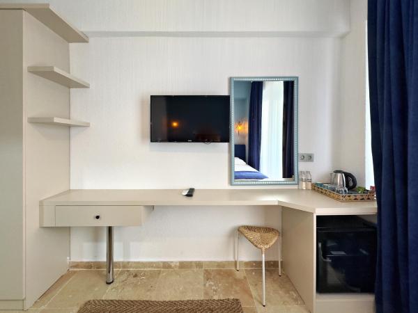 Nese Pension : photo 3 de la chambre chambre lits jumeaux standard - vue sur mer