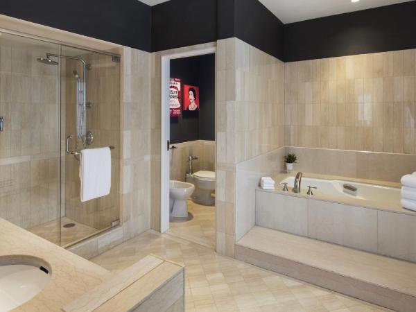 Fairmont The Queen Elizabeth : photo 4 de la chambre suites westmont/hampstead