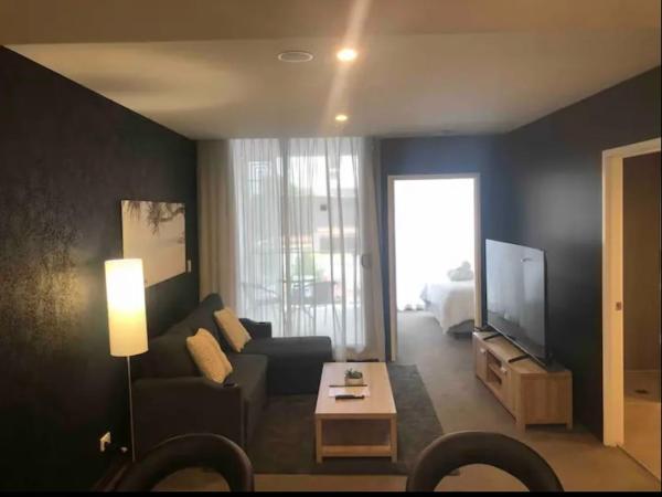 Condo in Fortitude Valley : photo 8 de la chambre appartement classique