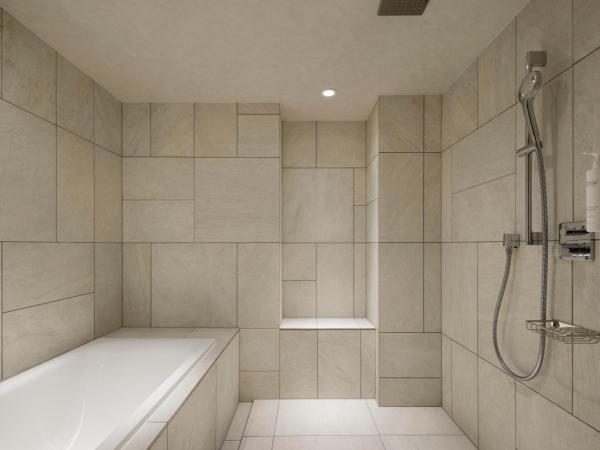 Courtyard by Marriott Tokyo Ginza Hotel : photo 4 de la chambre chambre lit king-size premium - côté cour