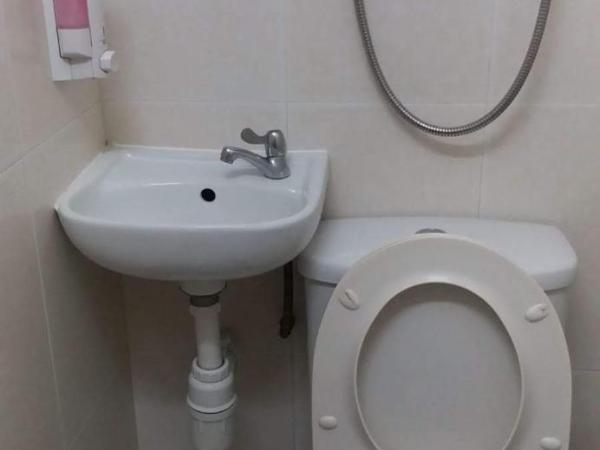 New Washington Guest House : photo 4 de la chambre chambre double avec toilettes communes