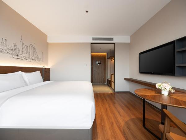 UrCove by Hyatt Tianjin West Railway STN : photo 4 de la chambre chambre lit queen-size
