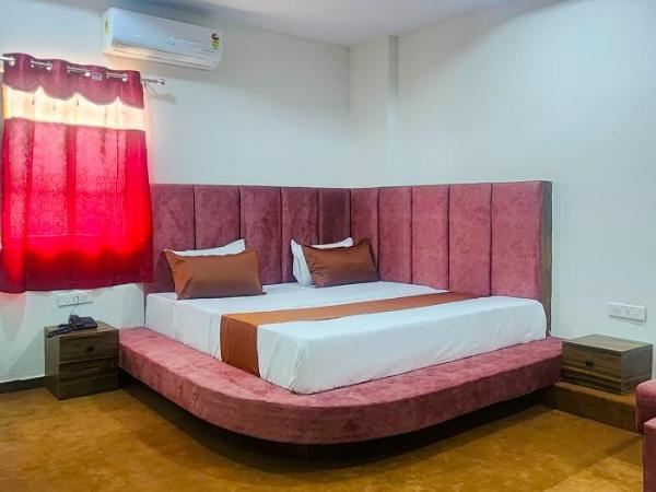 Hotel Nova Blue : photo 6 de la chambre suite lit king-size avec baignoire spa