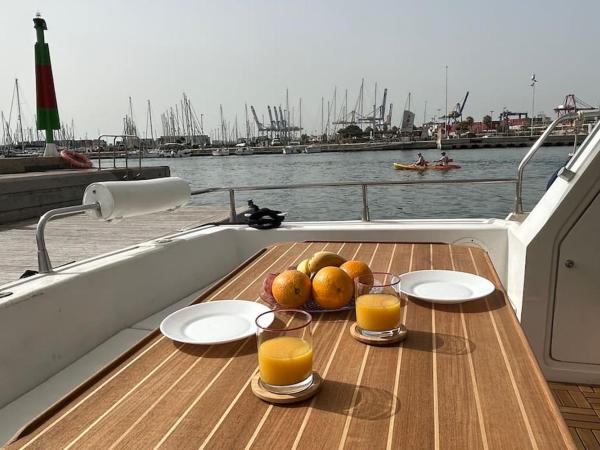 Barco Apartamento Playa Valencia : photo 8 de la chambre mobile home