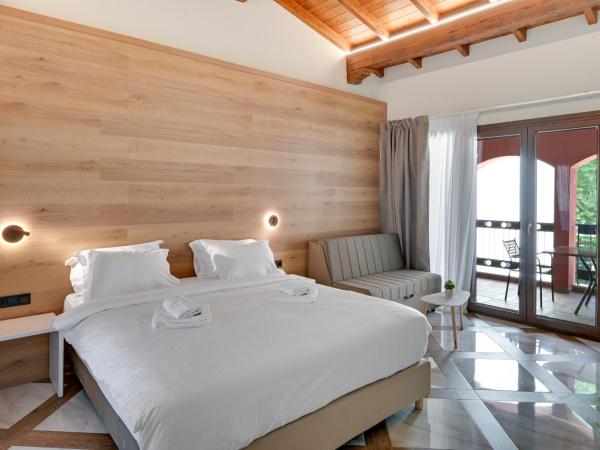 Z Inn Ioannina : photo 4 de la chambre chambre double – vue sur lac