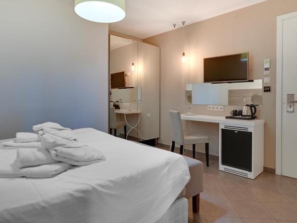 Z Inn Ioannina : photo 3 de la chambre chambre double ou lits jumeaux