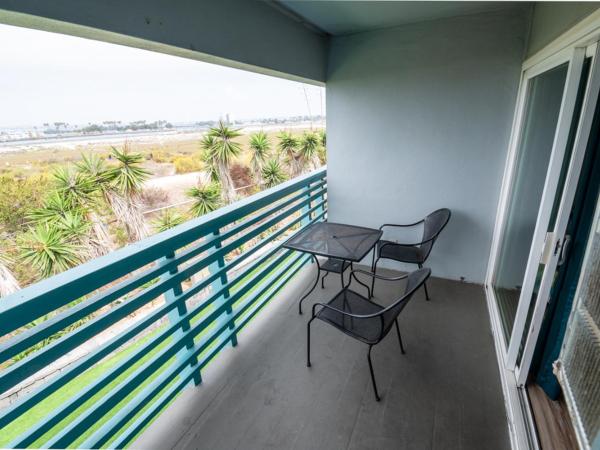 Ocean Villa Inn : photo 4 de la chambre hébergement 2 lits queen-size - vue sur baie