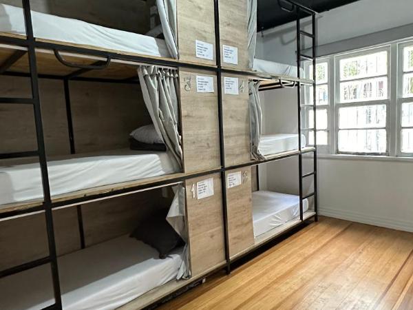 Hostel Hug Brasil : photo 1 de la chambre lit dans dortoir mixte de 6 lits