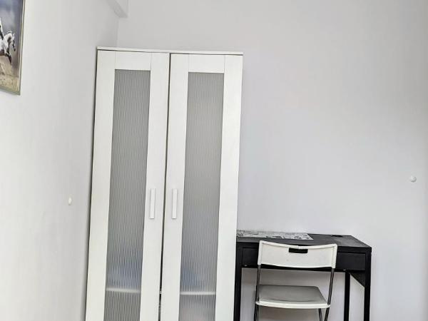 Ursus Rooms-Self Check-in : photo 2 de la chambre chambre double
