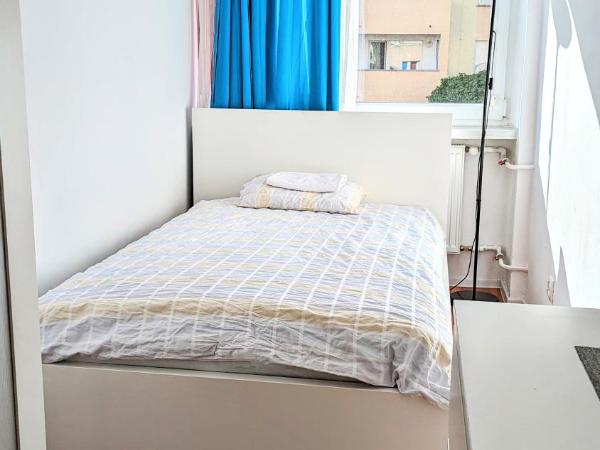 Ursus Rooms-Self Check-in : photo 1 de la chambre chambre double