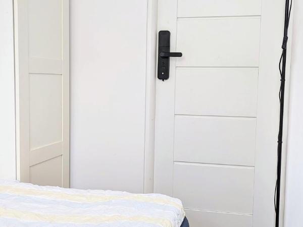 Ursus Rooms-Self Check-in : photo 2 de la chambre chambre double Économique
