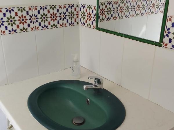 Gite de l'Etang proche des Grands Buffets : photo 10 de la chambre chambre triple - vue sur lac